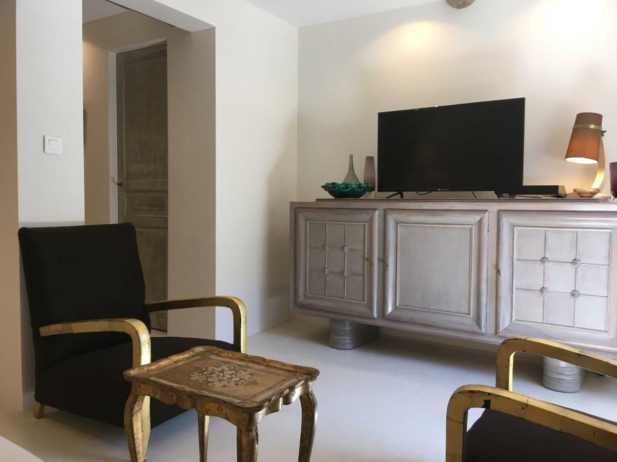La Calade, Maison De Village جورد المظهر الخارجي الصورة